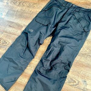 North Face medium men’s snowboarding pants